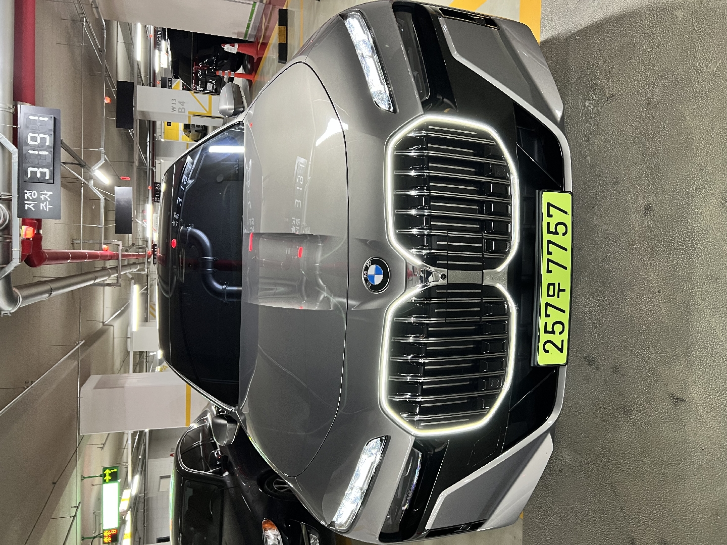 BMW 7시리즈(7세대) 740i xDrive M Sport 대표 이미지