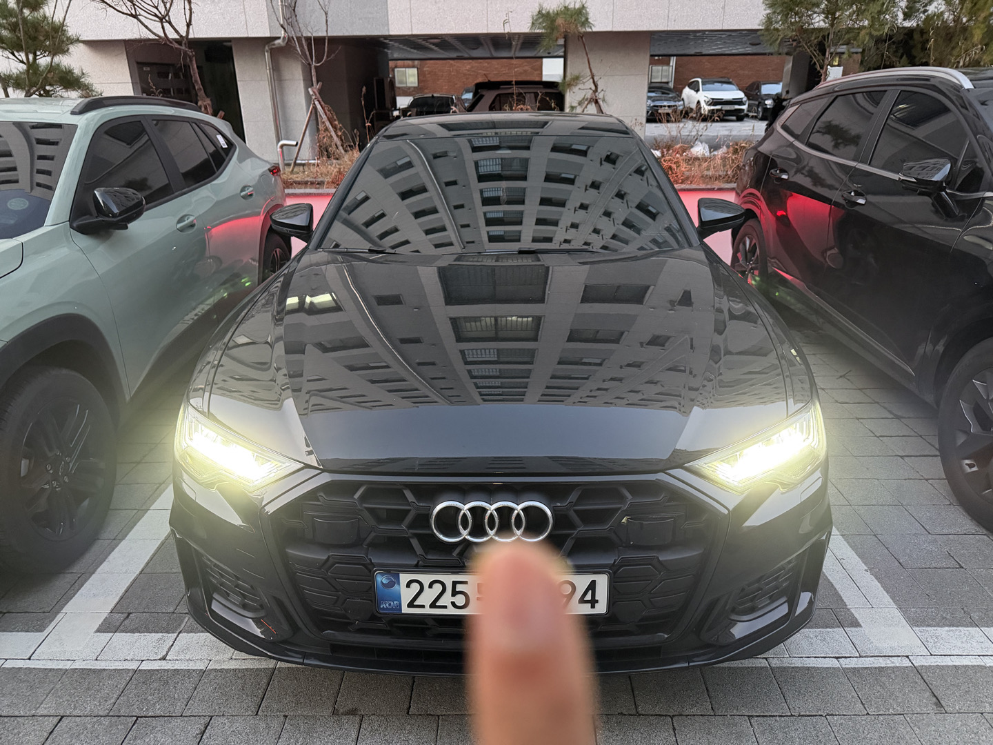 아우디 A6(5세대) 45 TFSI Premium 대표 이미지