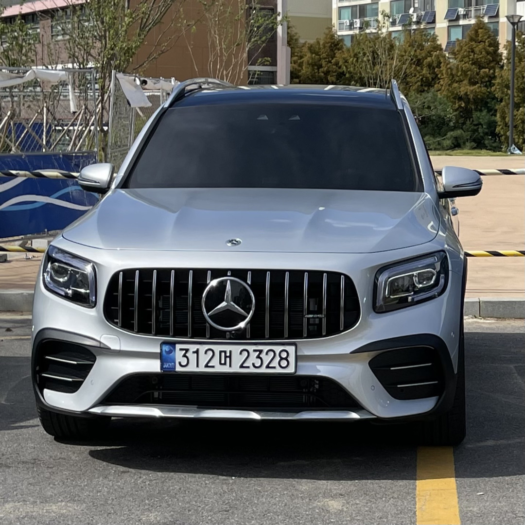벤츠 GLB클래스 GLB 35 AMG 4MATIC 대표 이미지