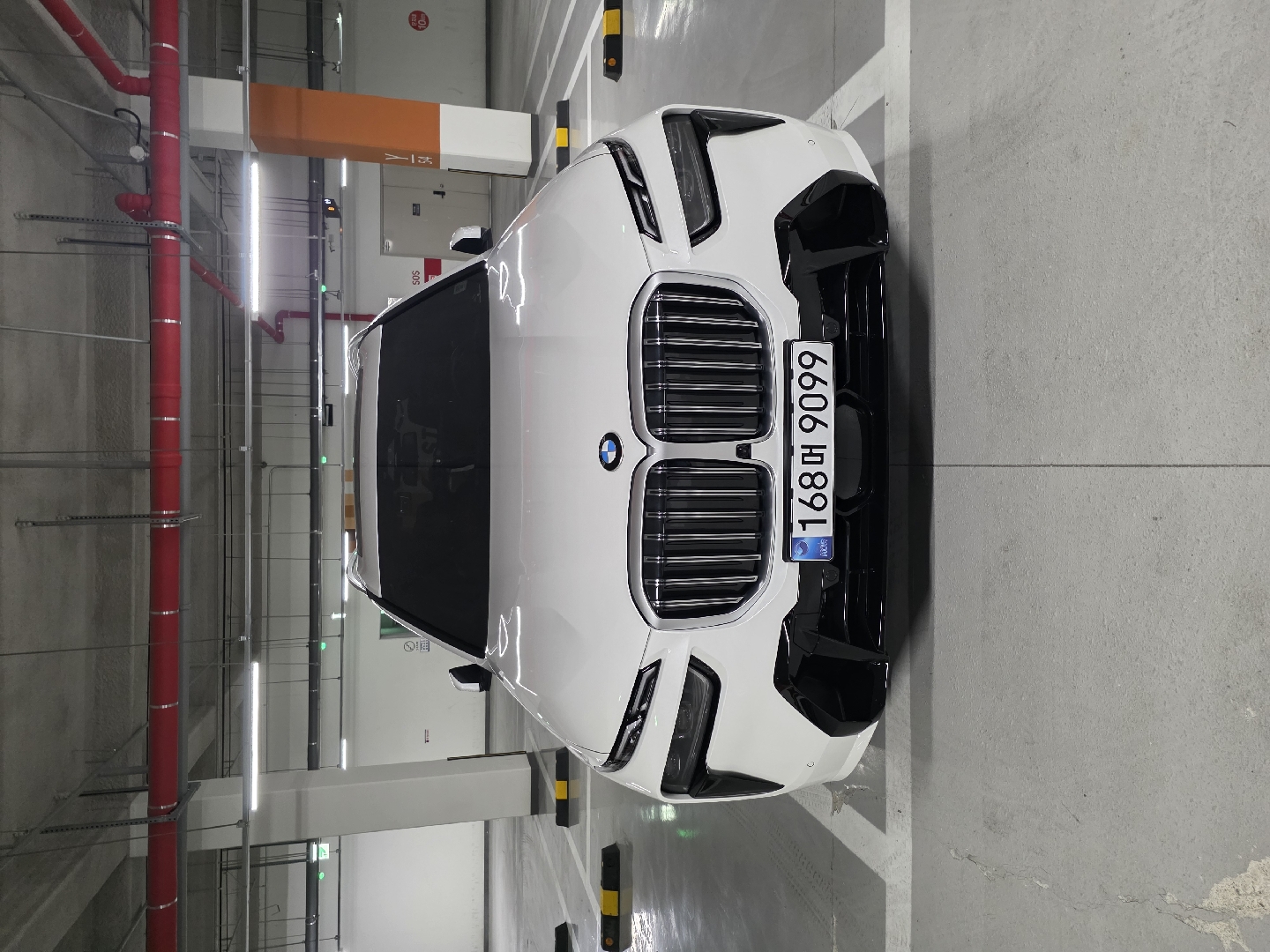 BMW X7 xDrive40i M Sport Package 대표 이미지